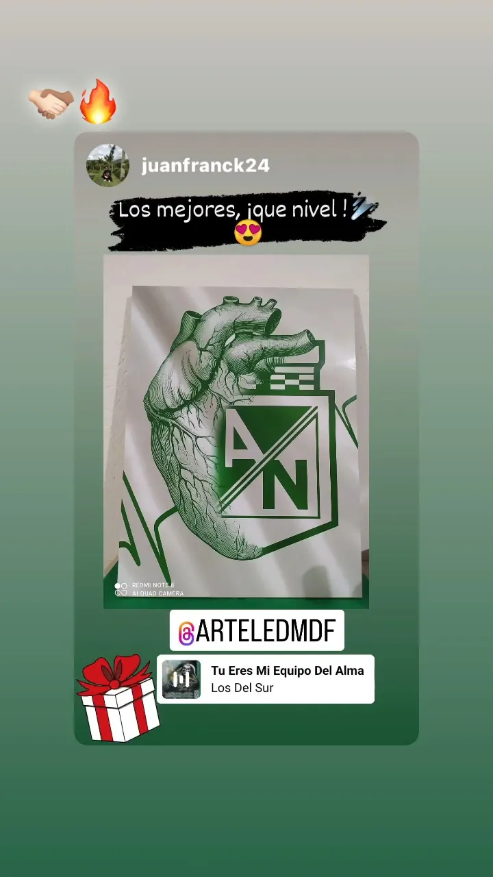 Historia de un cliente con un cuadro del escudo del Atlético Nacional